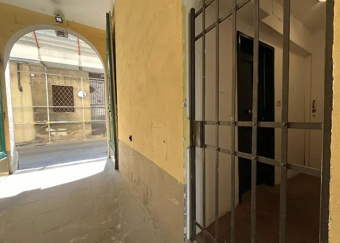 Pinti Apartment